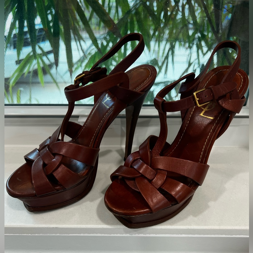 Ysl. Brown heels. Size 37